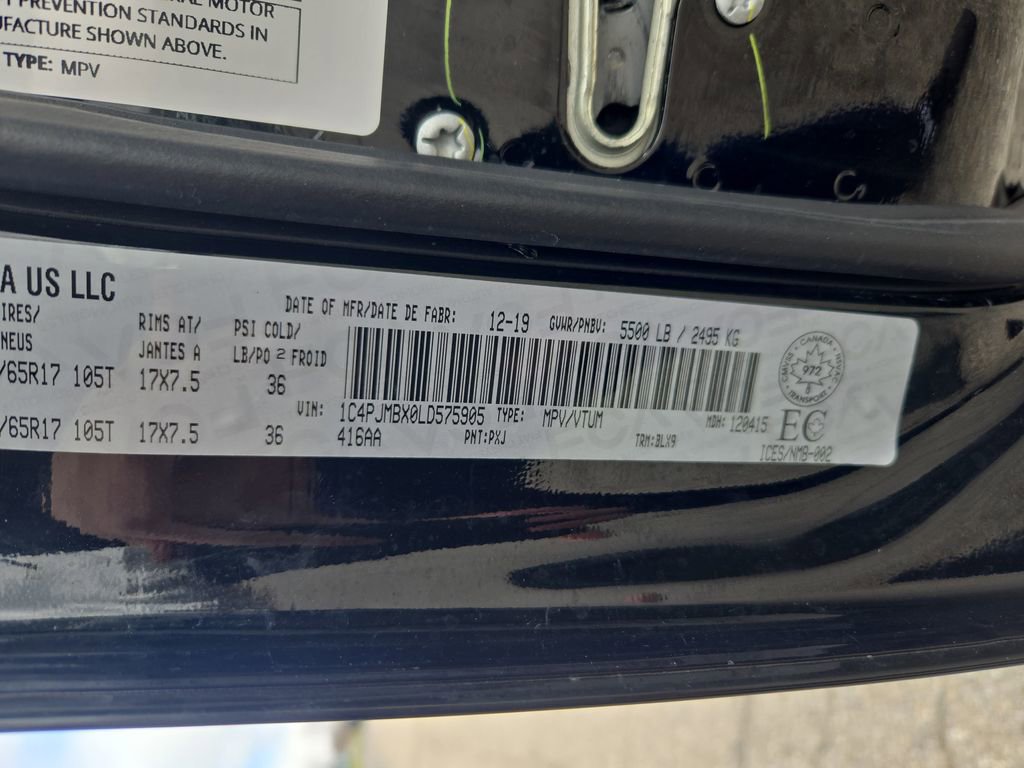 Used 2020 Jeep Cherokee Trailhawk image 40