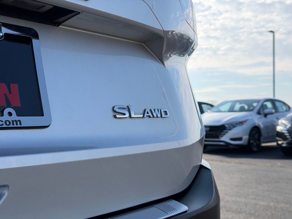 Used 2021 Nissan Rogue SL w/ Premium Package image 46