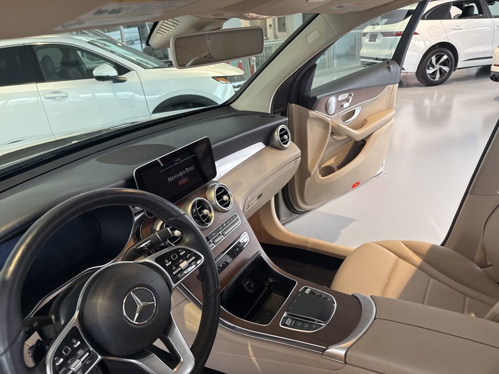 Used 2020 Mercedes-Benz GLC 300 4MATIC image 18