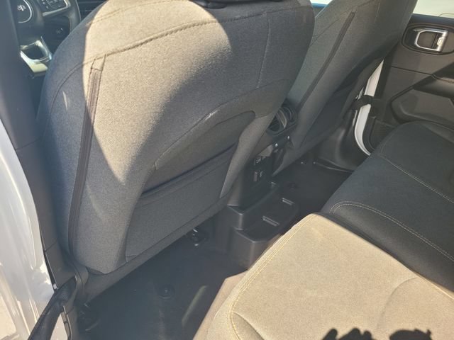 Used 2024 Jeep Wrangler Unlimited Sahara AWD/4WD image 14