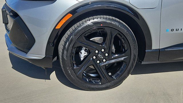 Used 2024 Chevrolet Equinox EV RS FWD image 31