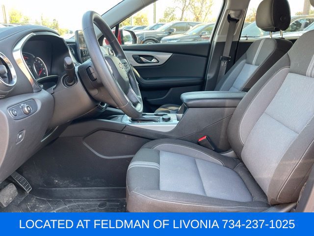 Used 2025 Chevrolet Blazer LT w/ Convenience Package FWD image 6