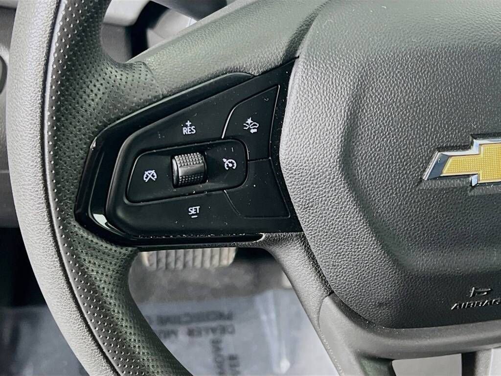 Certified 2025 Chevrolet Trax LT image 8