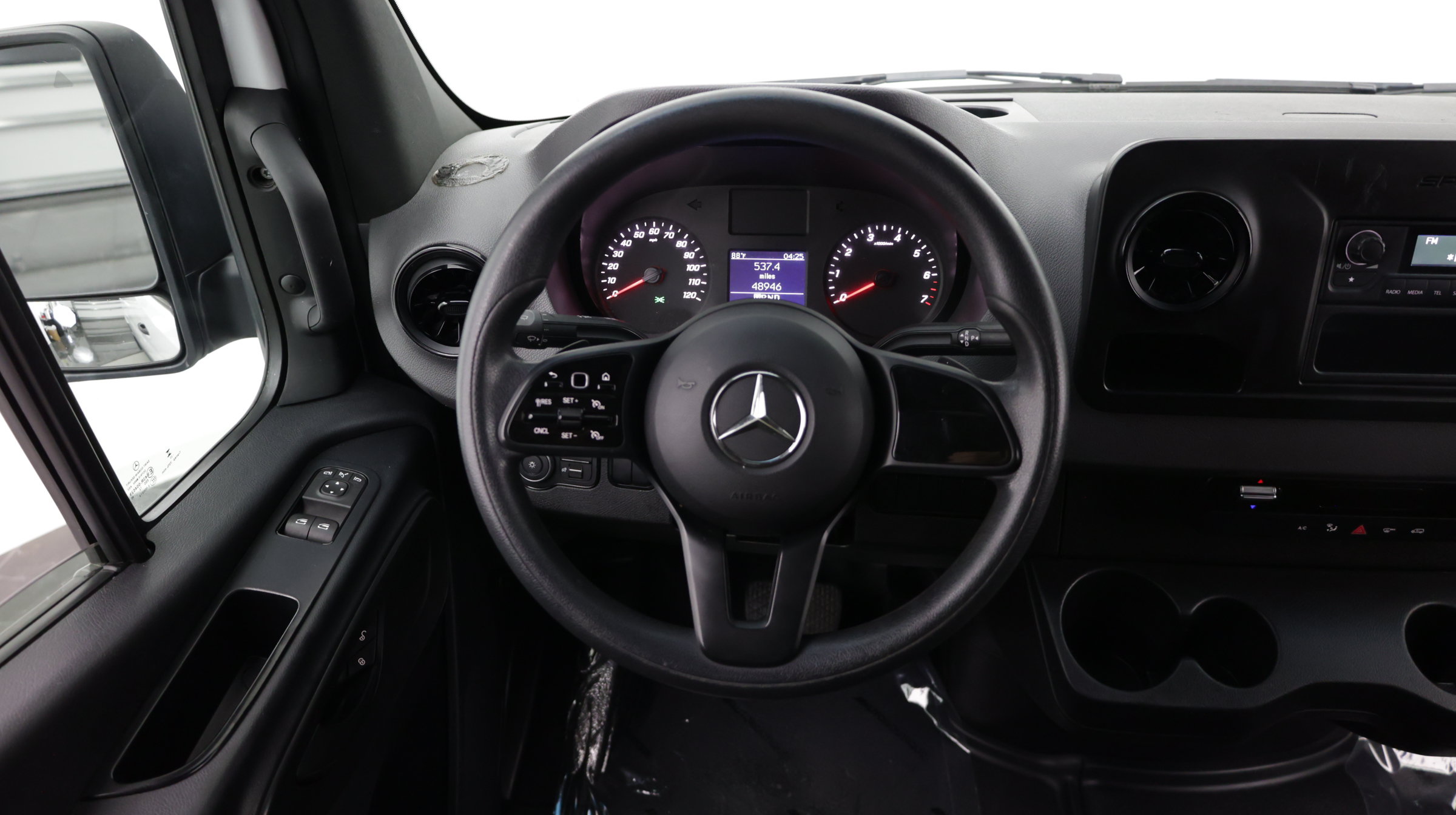 Used 2023 Mercedes-Benz Sprinter 2500 image 22