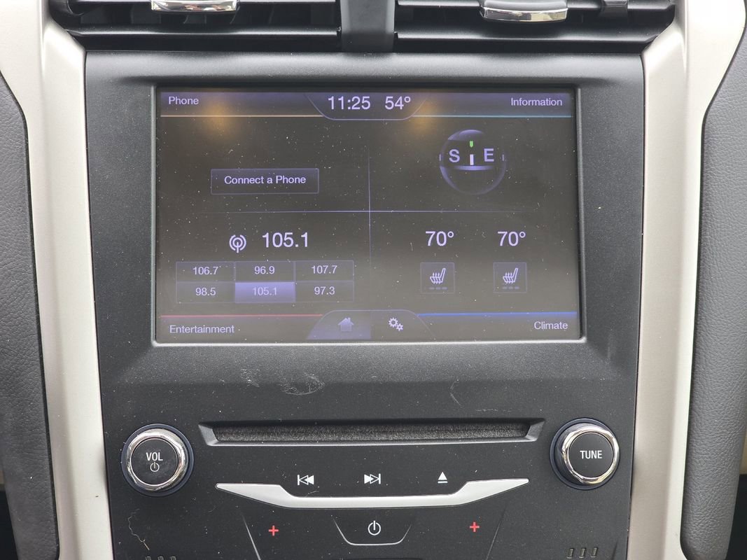 Used 2013 Ford Fusion SE FWD image 22