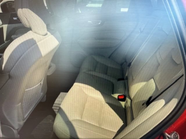 Used 2024 Volvo XC60 B5 Plus w/ Protection Package Premier AWD/4WD image 5