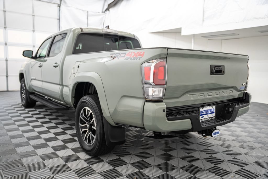 Used 2023 Toyota Tacoma TRD Sport w/ TRD Premium Sport Package AWD/4WD image 7