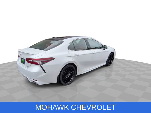 Used 2021 Toyota Camry XSE image 9