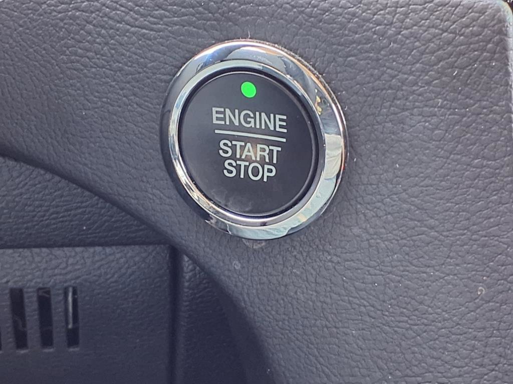 Used 2023 Ford Edge SEL w/ Sport Appearance Package image 14