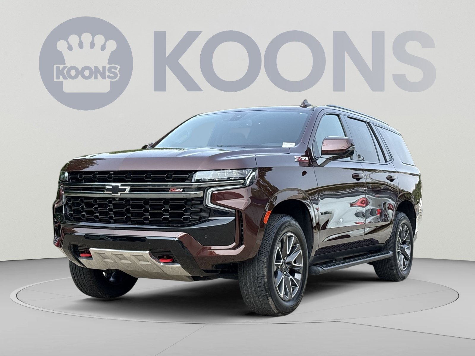 Used 2022 Chevrolet Tahoe Z71 w/ Luxury Package AWD/4WD image 1