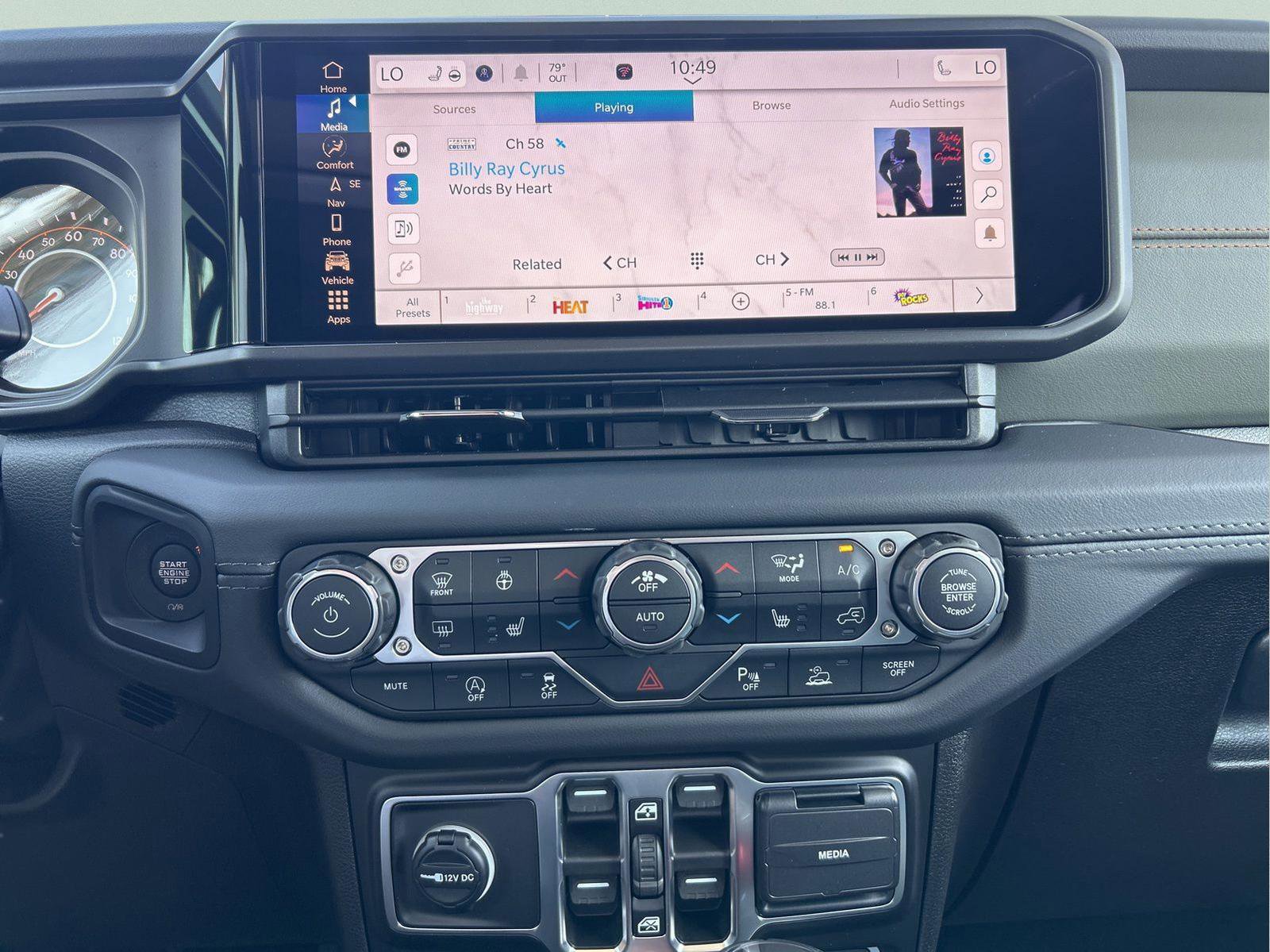 New 2026 Jeep Gladiator Mojave image 17