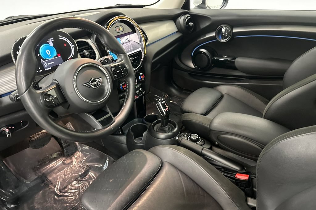 Certified 2024 MINI Cooper S w/ Signature Upholstery Package FWD image 10