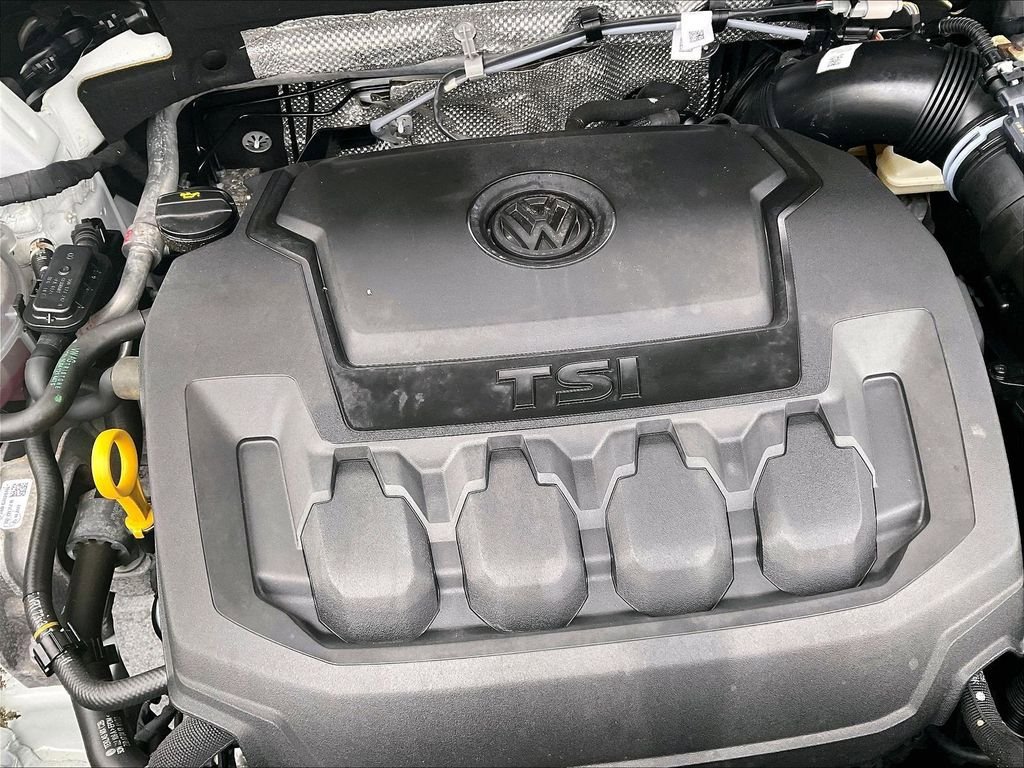 Used 2023 Volkswagen Tiguan SE R-Line AWD/4WD image 34