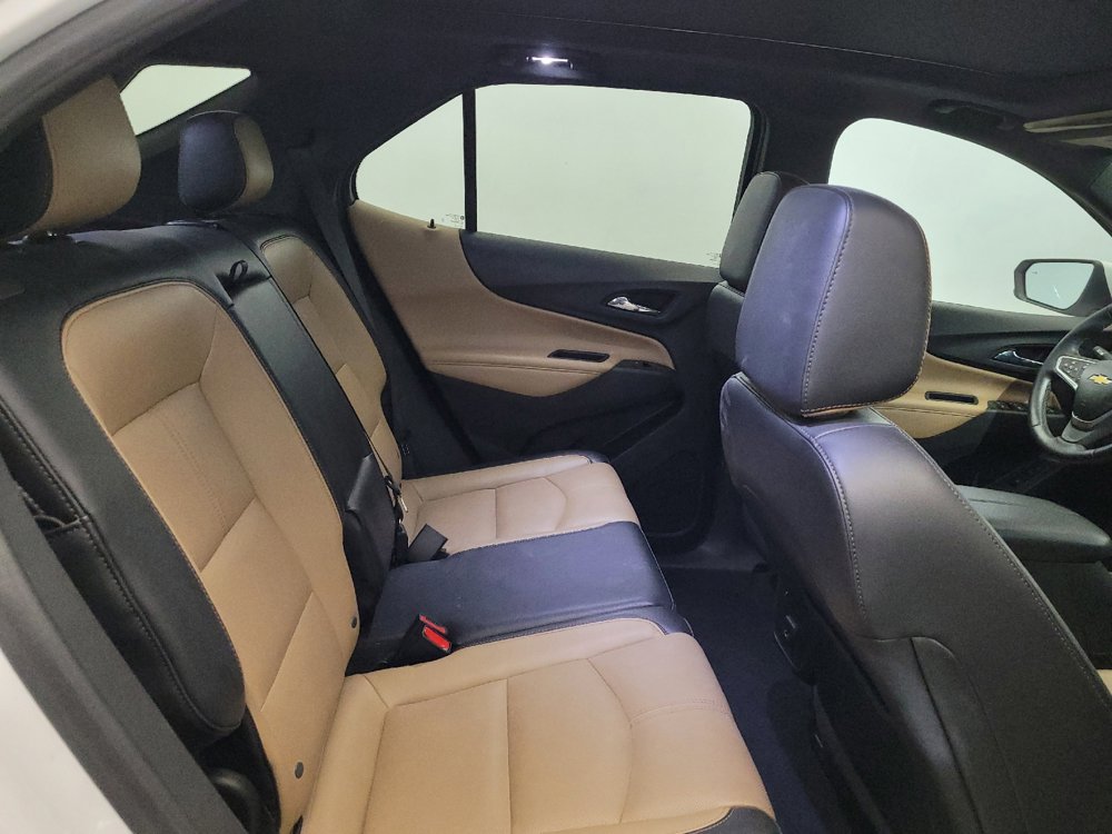 Used 2023 Chevrolet Equinox Premier AWD/4WD image 19