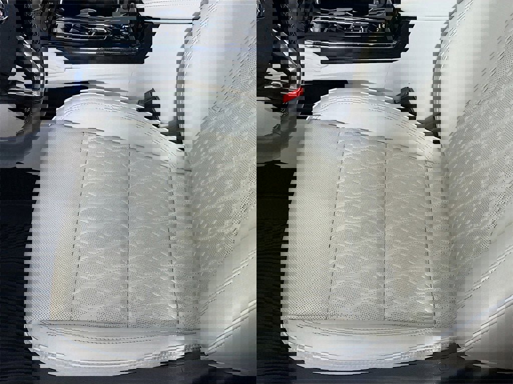 Used 2023 Buick Envision Avenir image 14