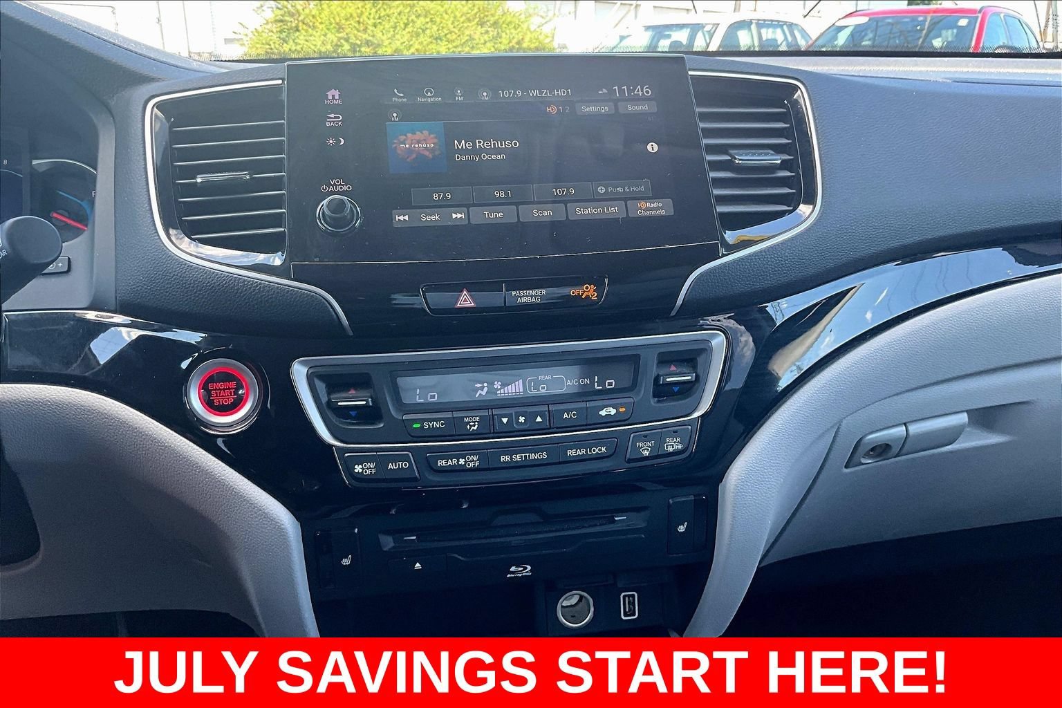 Used 2020 Honda Pilot Touring image 15