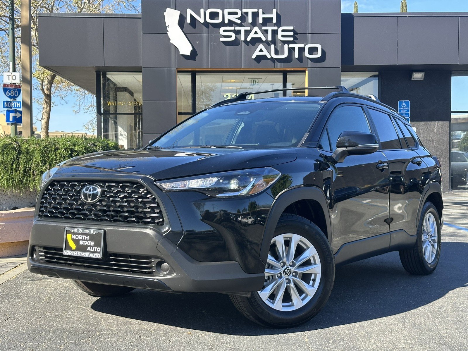 Used 2023 Toyota Corolla Cross LE w/ Moonroof Package AWD/4WD image 2