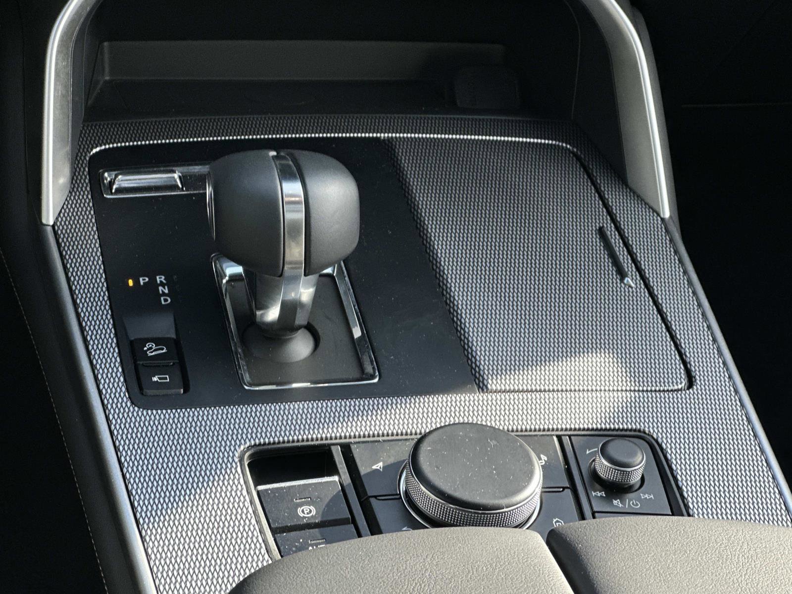 Used 2025 MAZDA CX-70 3.3 Turbo S w/ Premium Package image 24