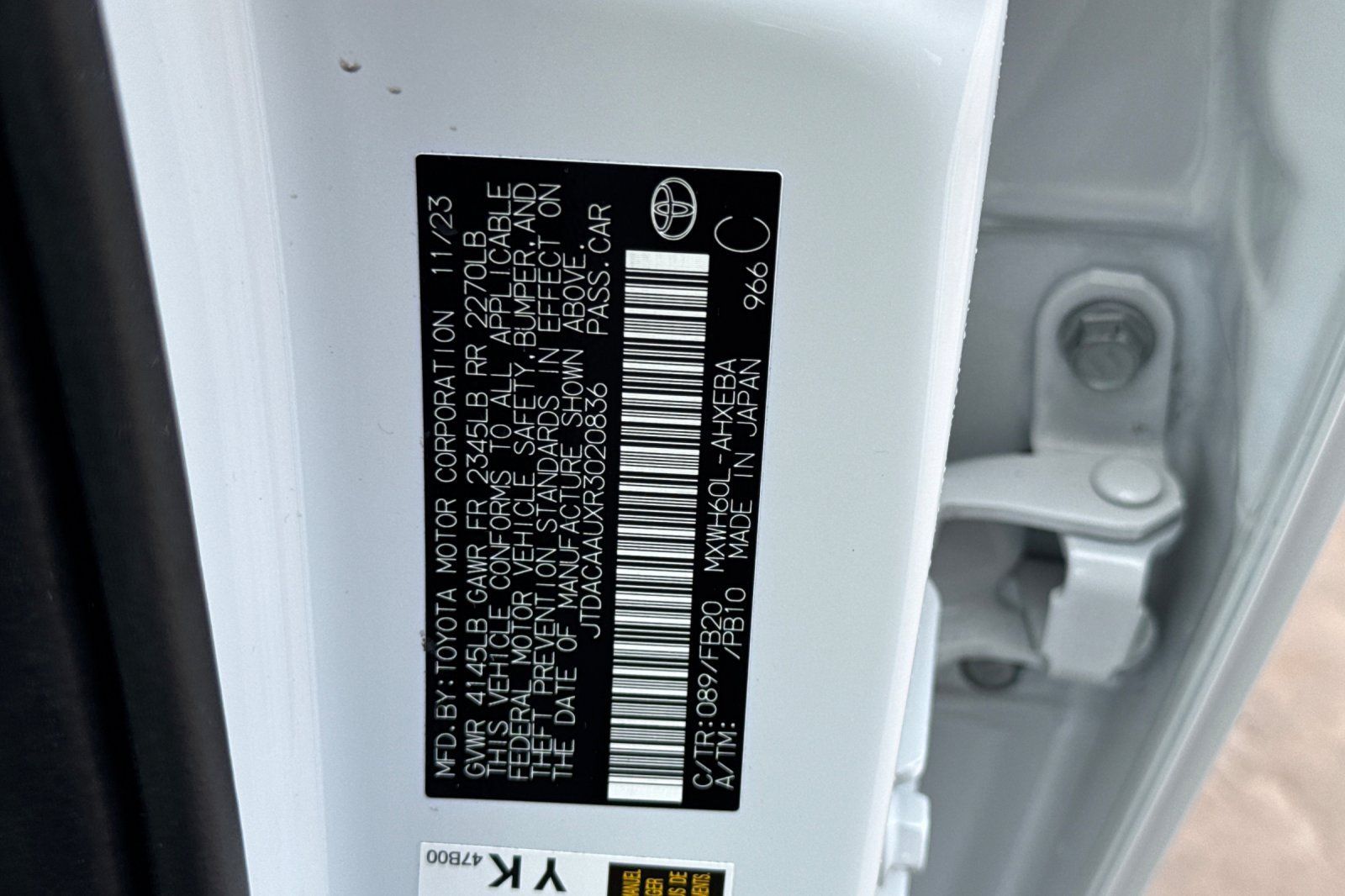 Used 2024 Toyota Prius LE FWD image 35