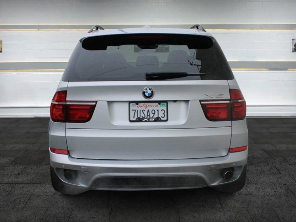 Used 2013 BMW X5 xDrive35i image 6