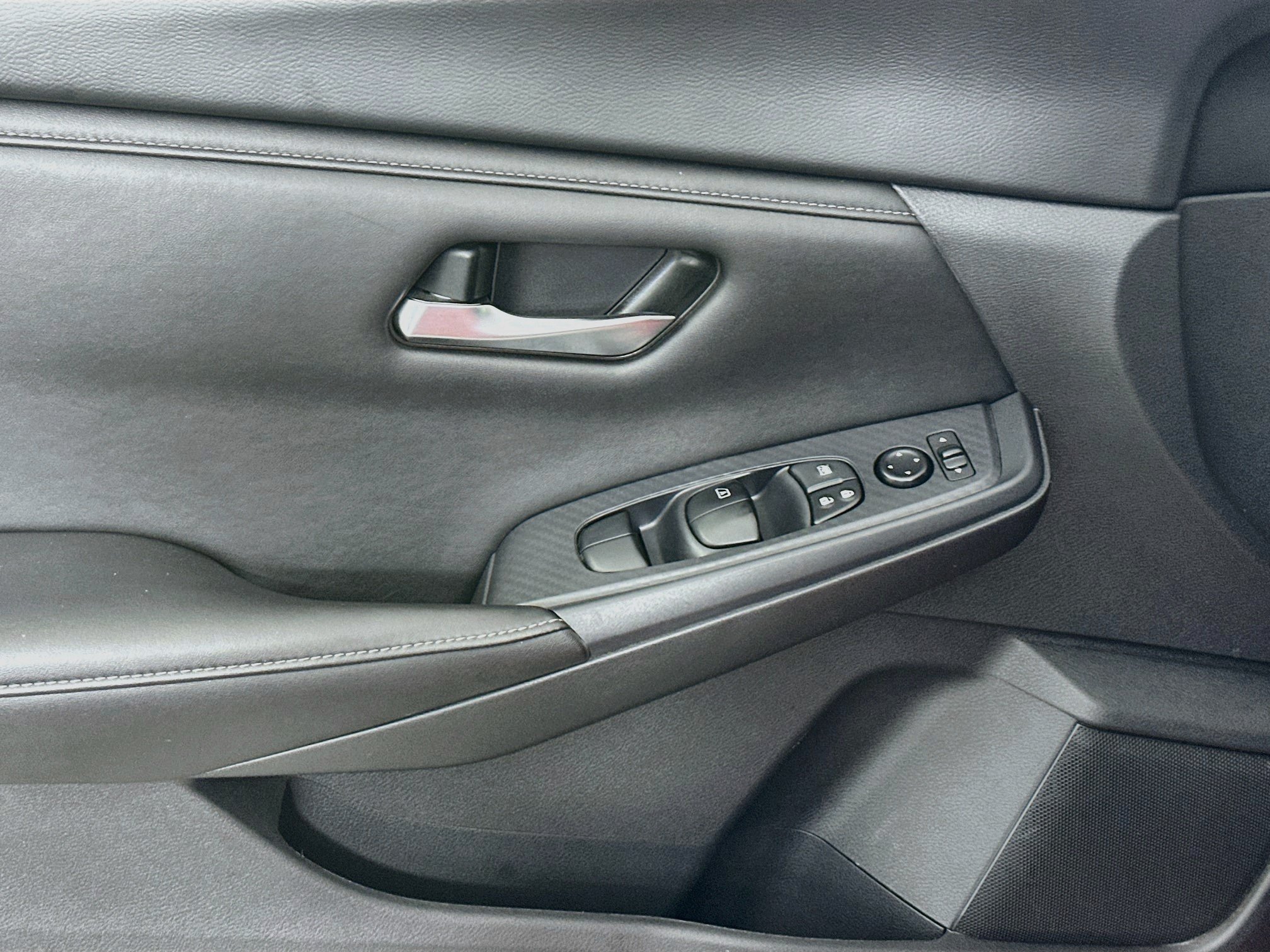 Used 2023 Nissan Sentra SV FWD image 15