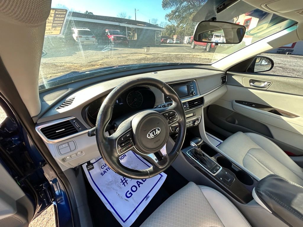 Used 2016 Kia Optima EX image 2