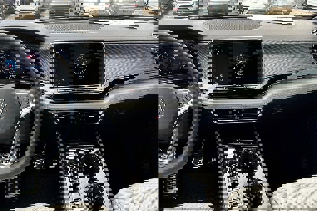 New 2026 Volkswagen Atlas Cross Sport SEL Premium R-Line image 19