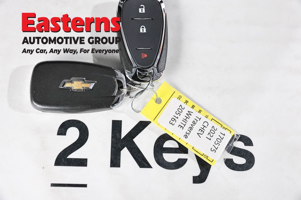 Used 2021 Chevrolet Traverse LS AWD/4WD image 24