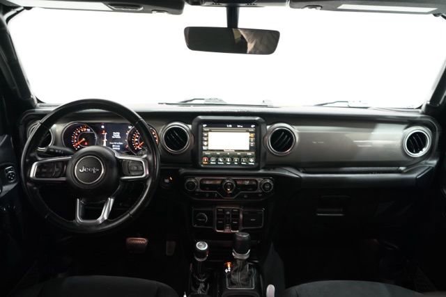 Used 2022 Jeep Wrangler Unlimited Sahara image 14