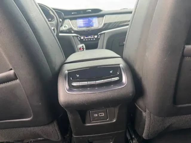 Used 2024 Cadillac XT6 Premium Luxury w/ Technology Package AWD/4WD image 21