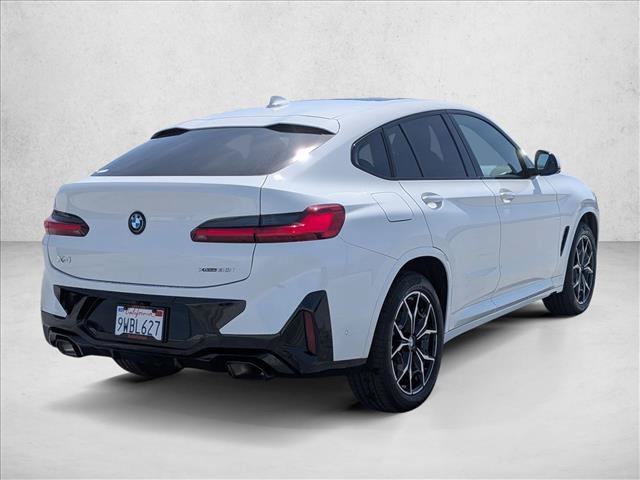 Used 2025 BMW X4 xDrive30i w/ Premium Package AWD/4WD image 5