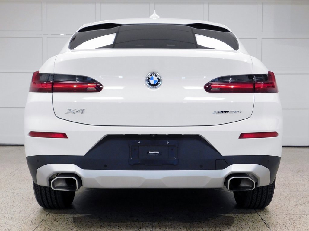 Used 2023 BMW X4 xDrive30i image 5