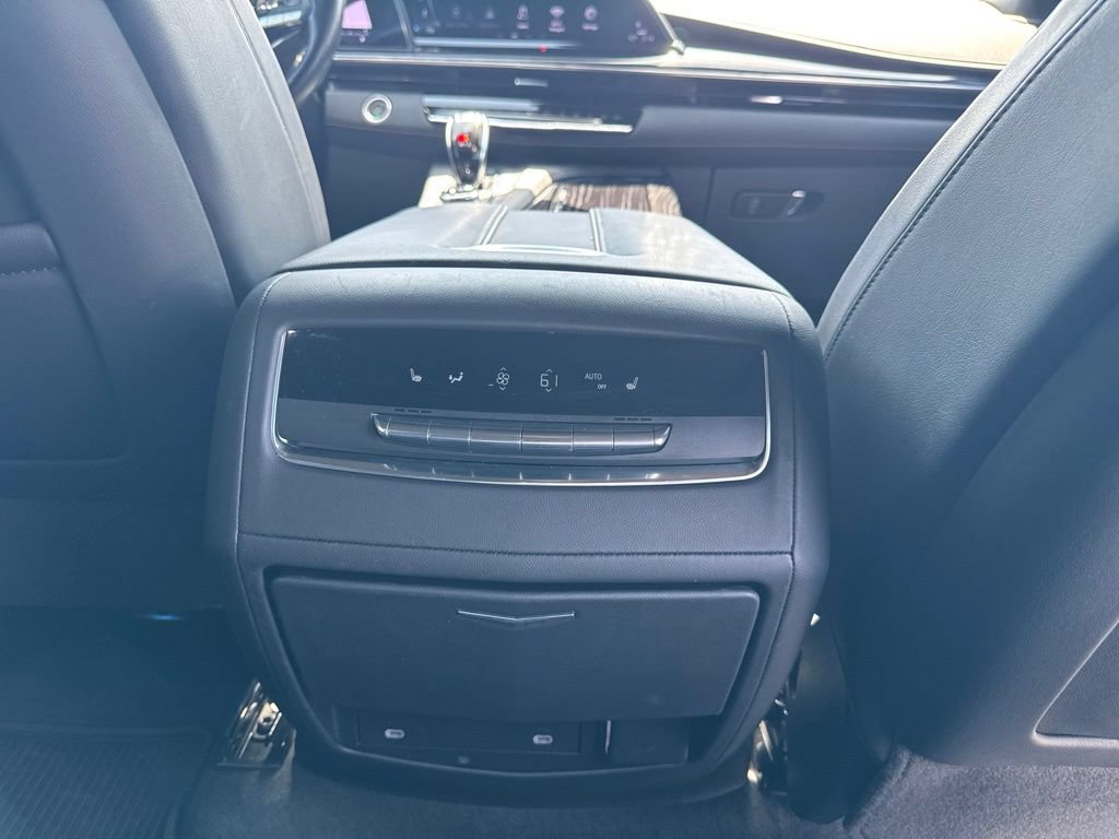 Used 2022 Cadillac Escalade Sport w/ Touring Package AWD/4WD image 21