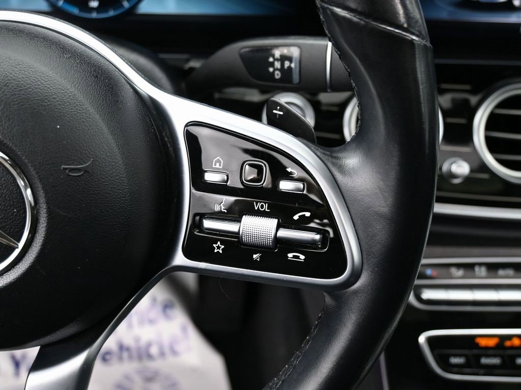 Used 2020 Mercedes-Benz E 350 4MATIC Sedan w/ Premium Package image 23