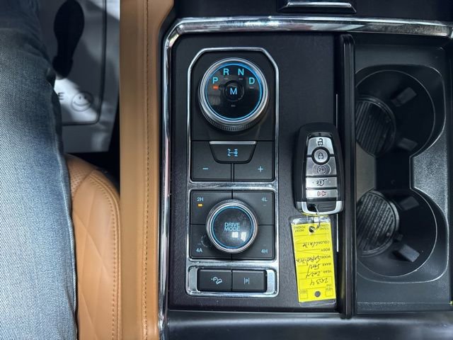 Used 2024 Ford Expedition Max Platinum image 15