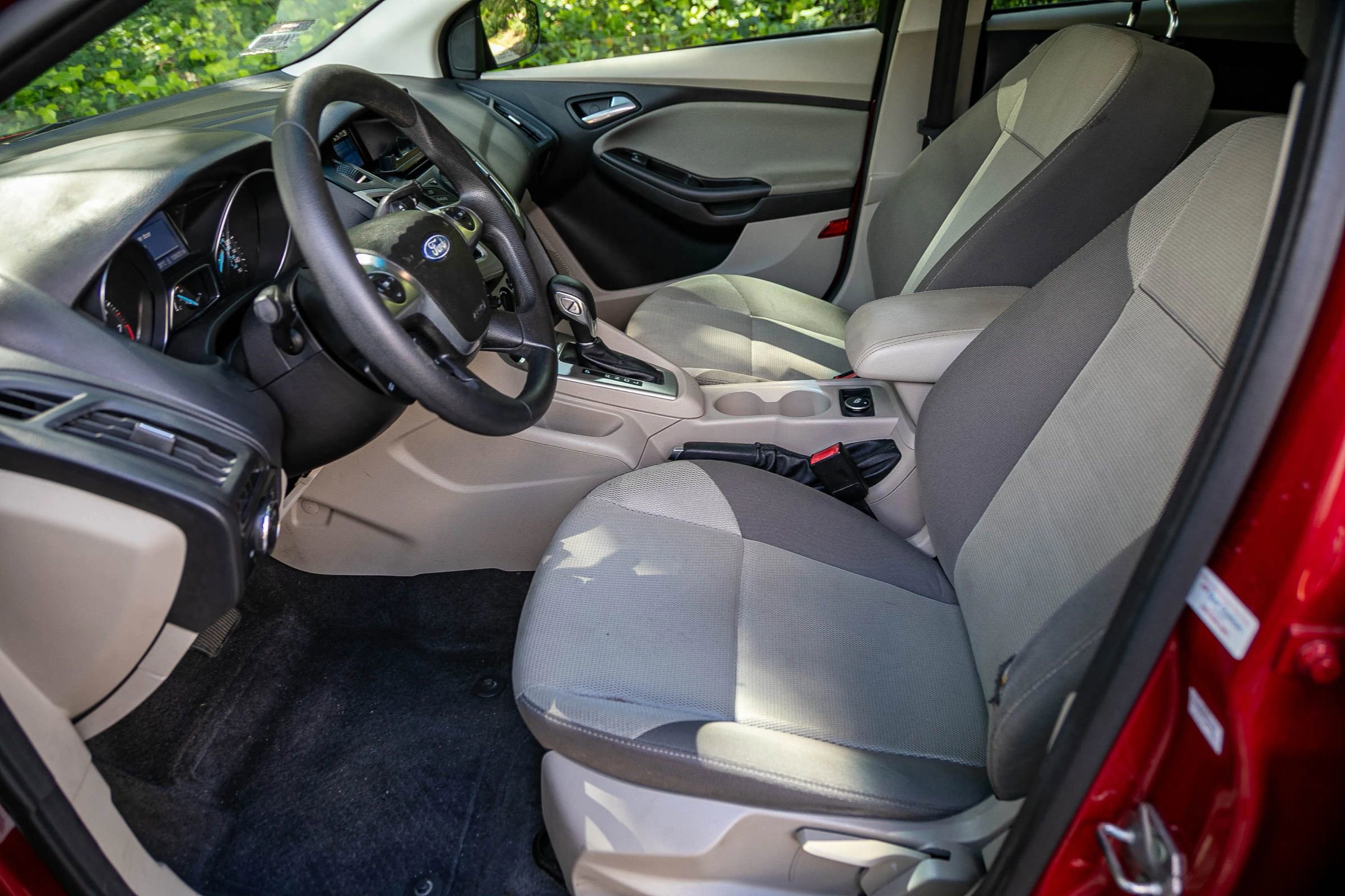 Used 2012 Ford Focus SE image 29