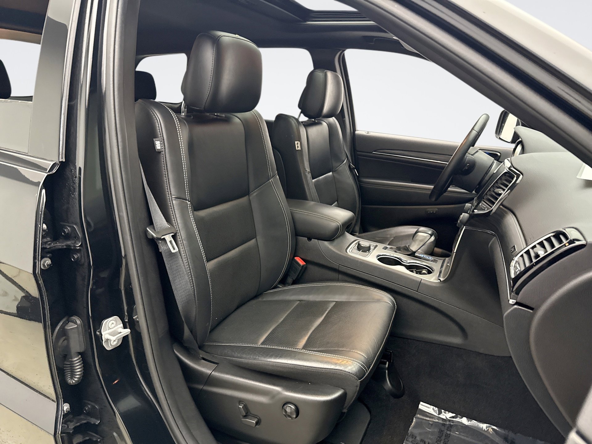 Used 2021 Jeep Grand Cherokee Limited w/ Quick Order Package 28K 80th image 17