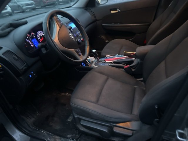 Used 2010 Hyundai Elantra SE image 5