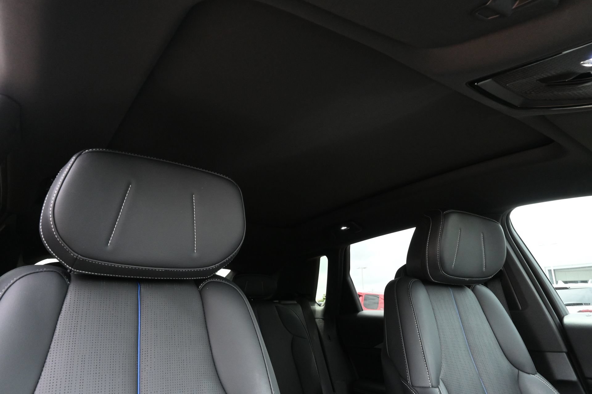 Used 2024 Cadillac Lyriq Luxury RWD image 26