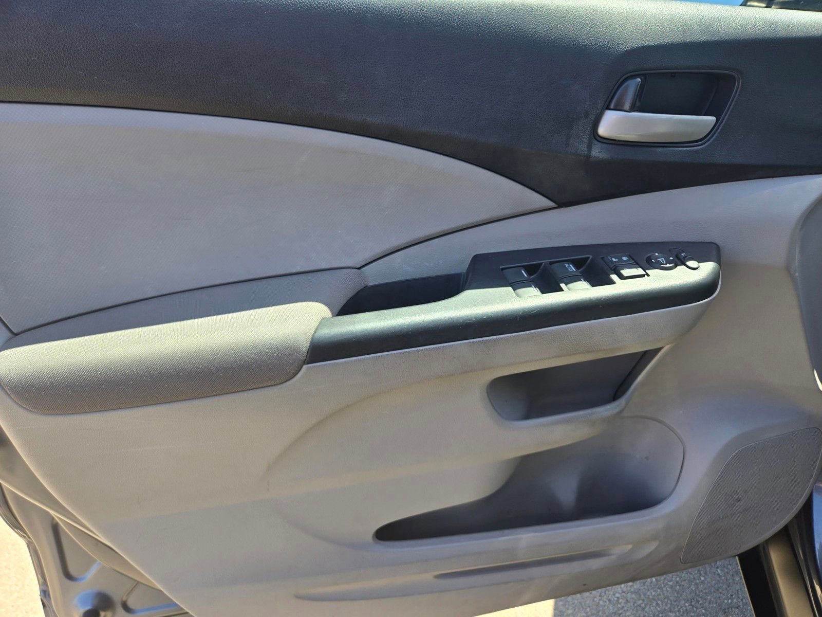 Used 2012 Honda CR-V LX image 15