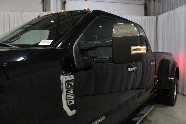 Used 2019 Ford F350 Lariat w/ Lariat Ultimate Package AWD/4WD image 35