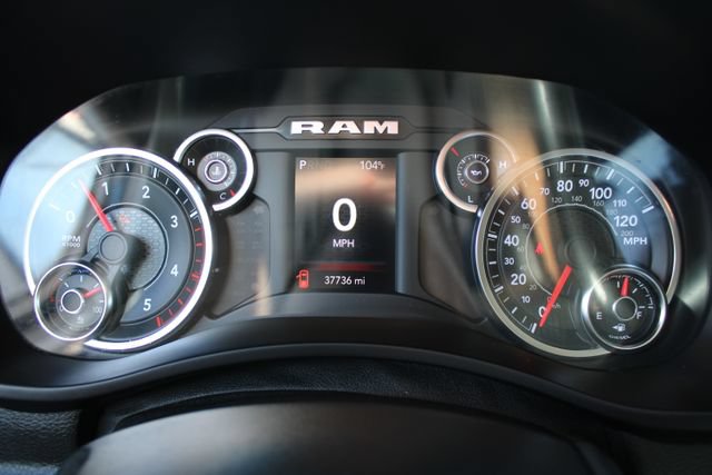 Used 2020 RAM 2500 Tradesman w/ Chrome Appearance Group AWD/4WD image 23