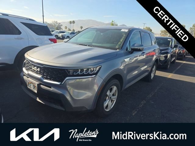 Certified 2023 Kia Sorento LX AWD/4WD image 1