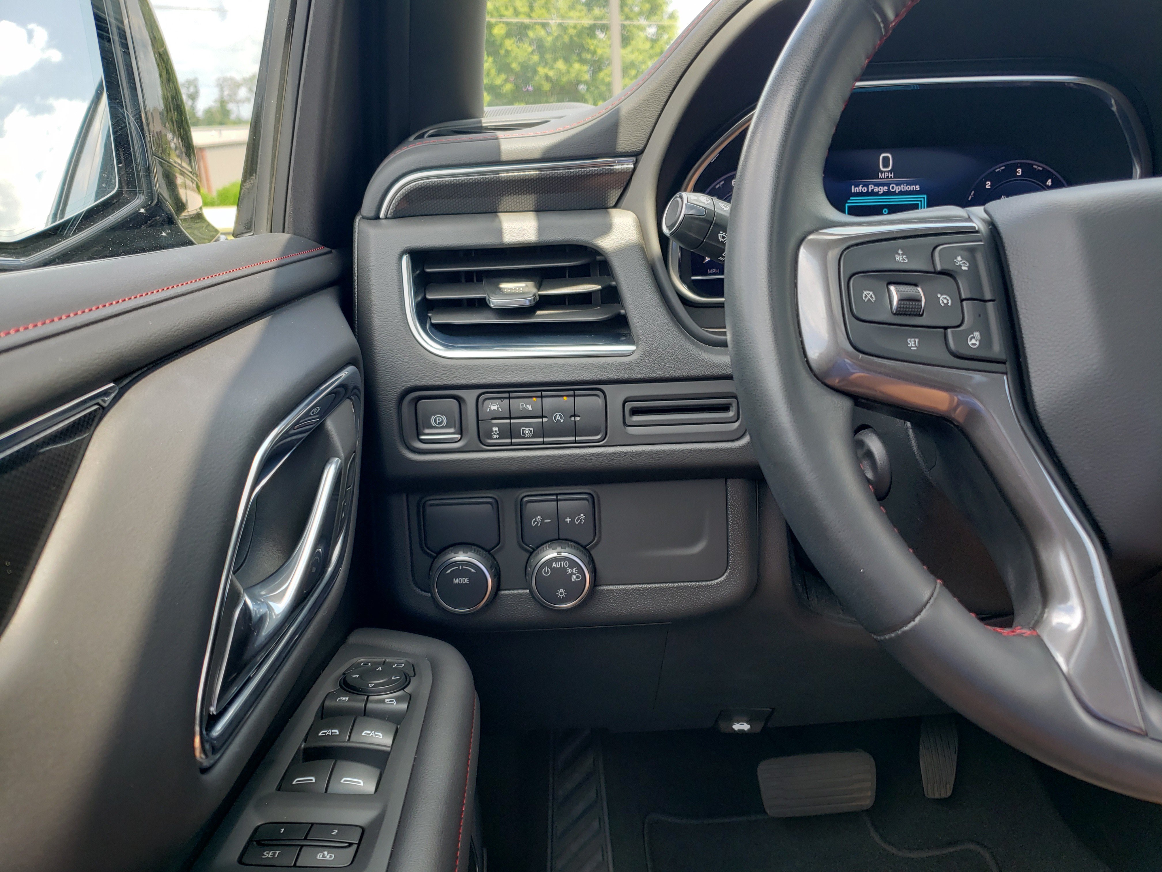Used 2023 Chevrolet Tahoe RST w/ Luxury Package RWD image 16