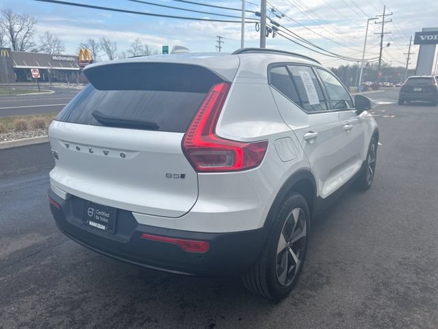 Certified 2025 Volvo XC40 B5 Plus AWD/4WD image 5