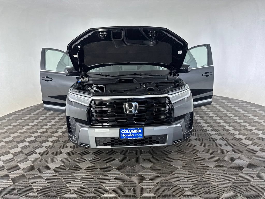 Certified 2026 Honda Pilot Elite image 12