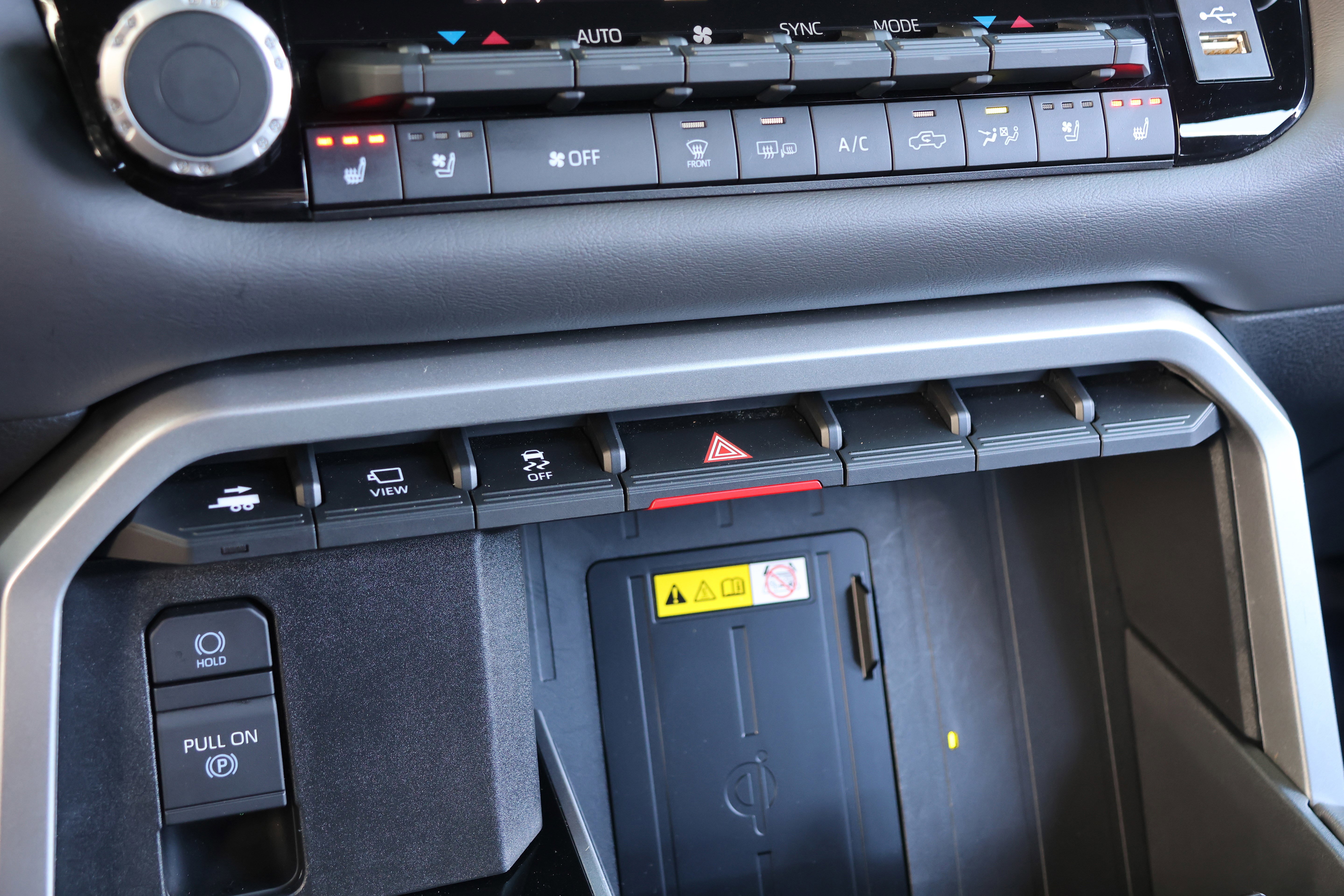 Used 2023 Toyota Tundra Platinum image 27