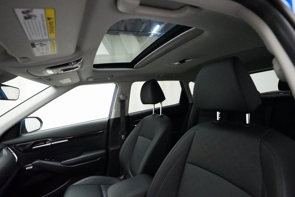 Used 2021 Kia Seltos SX w/ SX Sunroof Package image 31