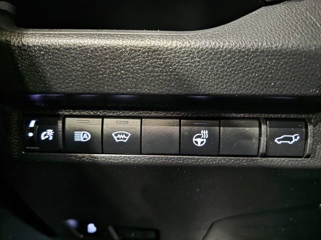 Used 2023 Toyota RAV4 XLE Premium image 19