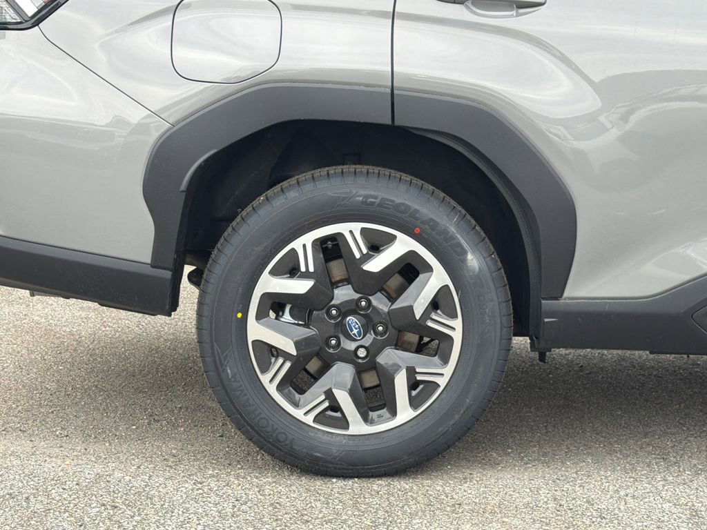 New 2026 Subaru Forester Premium AWD/4WD image 4